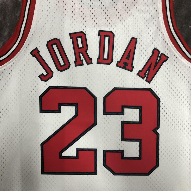 Regata NBA Chicago Bulls Retrô Mitchell & Ness 1997/1998 Michael Jordan